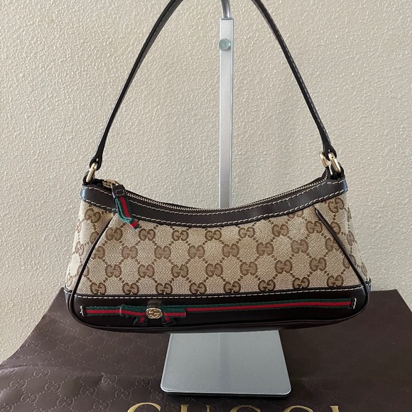 Gucci vintage canvas GG shoulder purse - Picture 1 of 6
